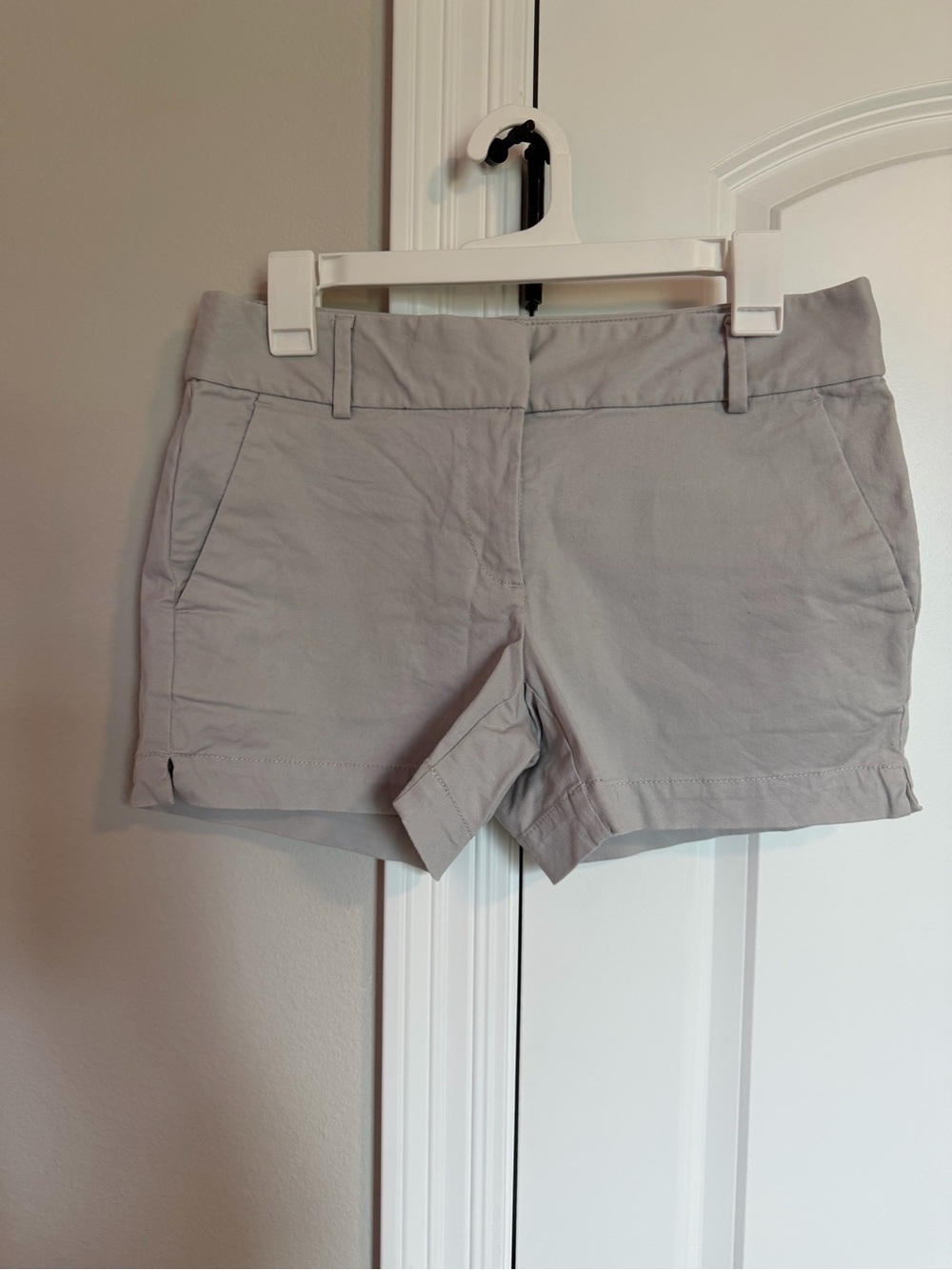 Loft The Riviera Chino Shorts Gray Size 2